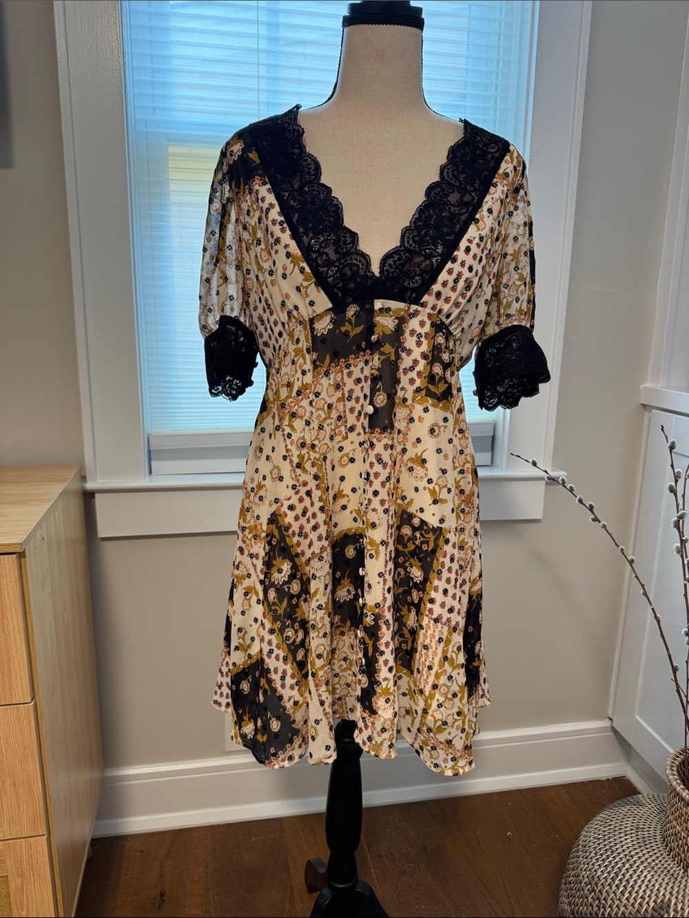 BB Dakota Cream and Black Floral Lace-Trim Mini Dress